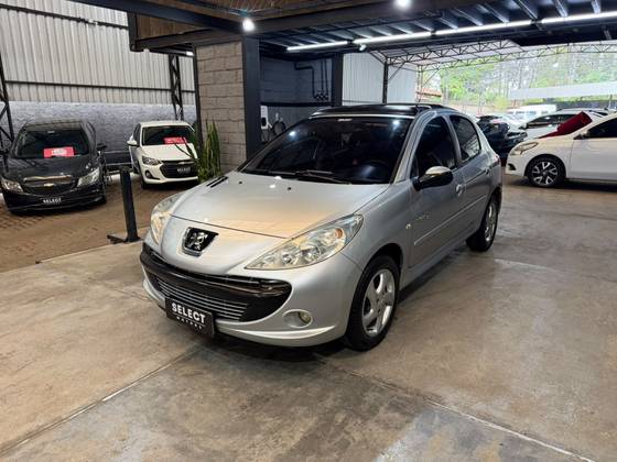 PEUGEOT 207 1.4 QUIKSILVER 8V FLEX 4P MANUAL PEUGEOT 207 1.4 QUIKSILVER 8V FLEX 4P MANUAL
